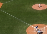 Uzi官方宣布夺冠新规，老鹰引发争议！赛场气氛高涨